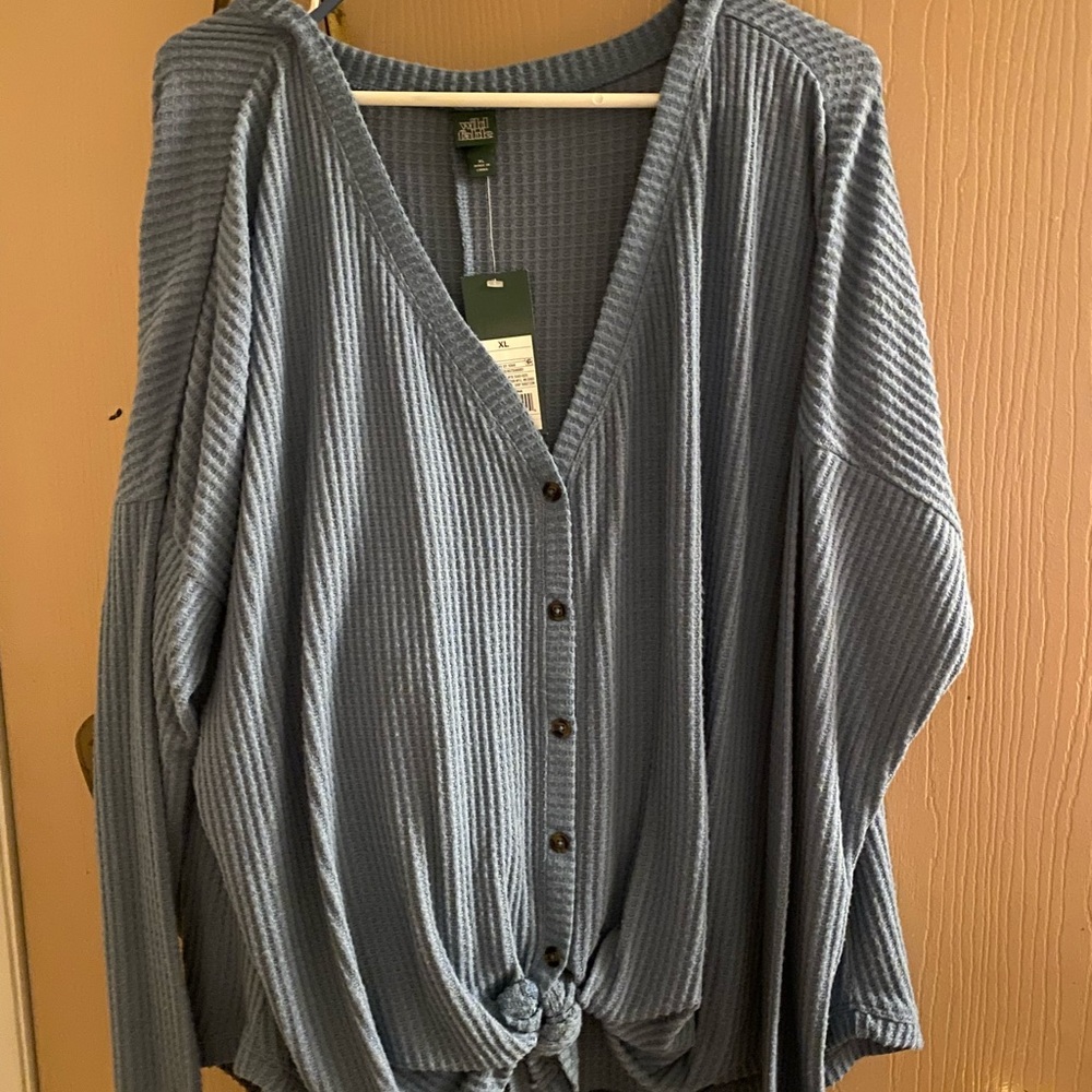 Wild Fable long sleeve top